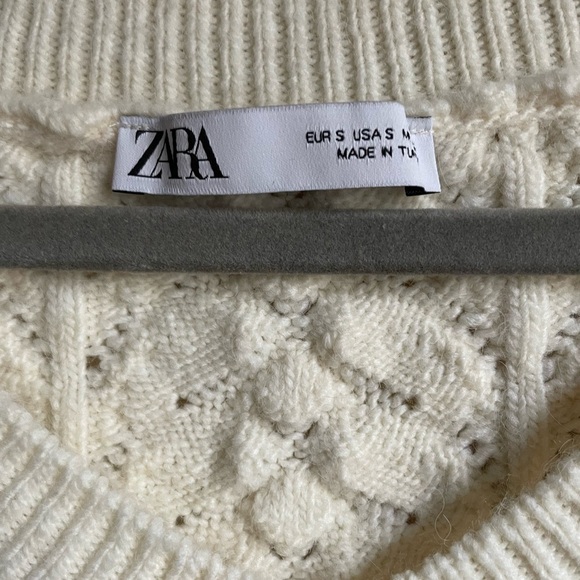 Zara Women's ribbed knit Cream Sweater Vest pearl design size S preppy academia - Picture 5 of 9
